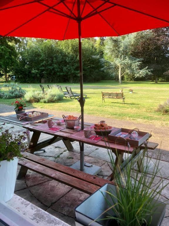 Domaine Des Ifs Bed and Breakfast Le Pin  Εξωτερικό φωτογραφία